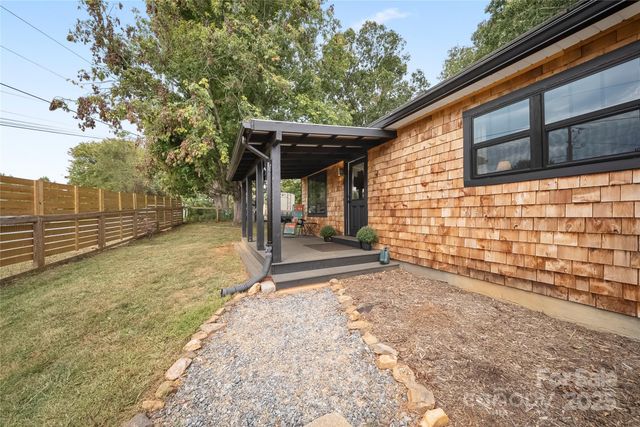 20 Indian Camp Branch Road, Weaverville, NC 28787