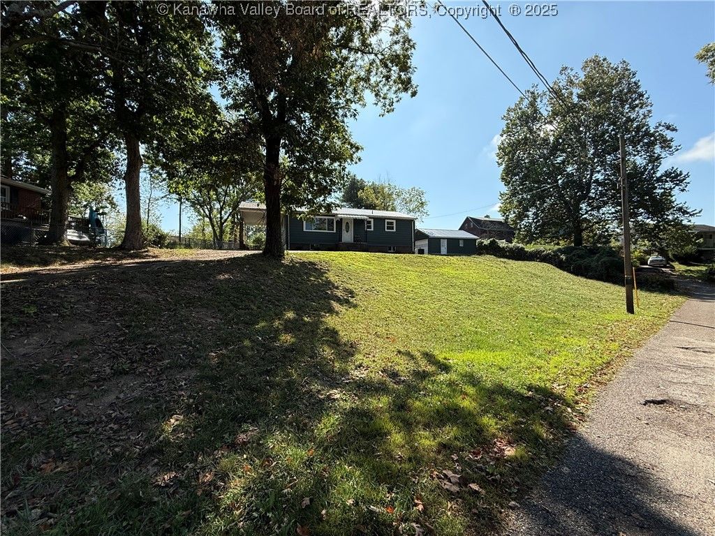 4819 Hickory Street, South Charleston, WV 25309