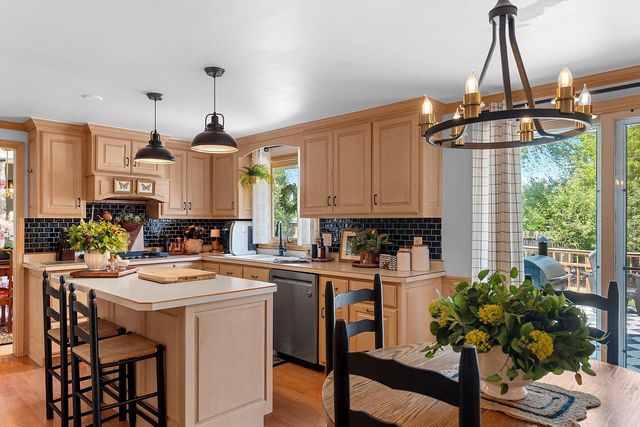 1724 MURPHY COURT, Green Bay, WI 54303