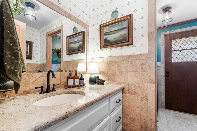1724 MURPHY COURT, Green Bay, WI 54303