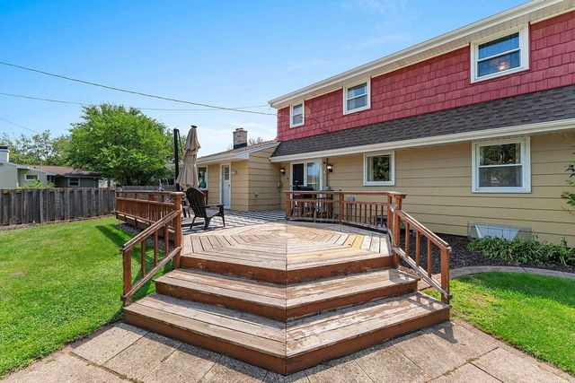 1724 MURPHY COURT, Green Bay, WI 54303