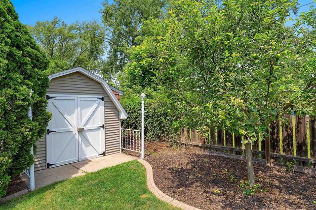 1724 MURPHY COURT, Green Bay, WI 54303