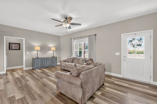9970 Jim Cummings Hwy, Bradyville, TN 37026