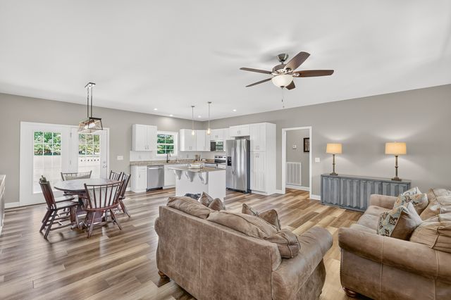 9970 Jim Cummings Hwy, Bradyville, TN 37026