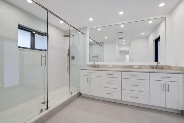 550 SW 6th Avenue, Boca Raton, FL 33486