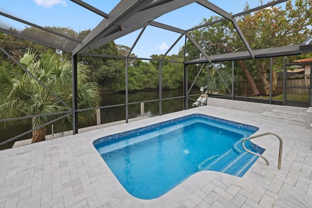 550 SW 6th Avenue, Boca Raton, FL 33486