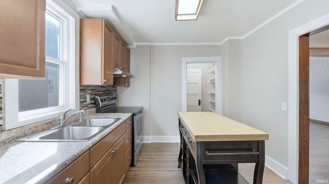 121 E Branning Avenue, Fort Wayne, IN 46806