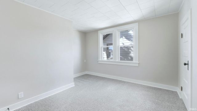 121 E Branning Avenue, Fort Wayne, IN 46806