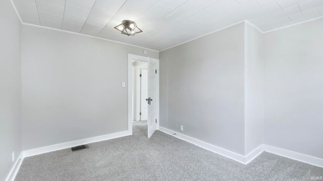 121 E Branning Avenue, Fort Wayne, IN 46806