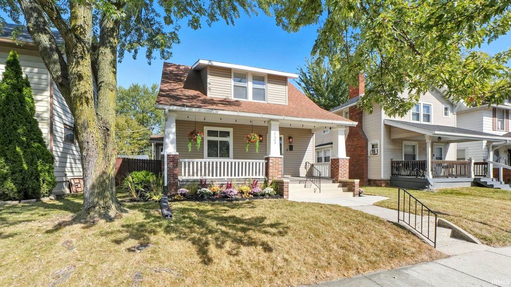 121 E Branning Avenue, Fort Wayne, IN 46806