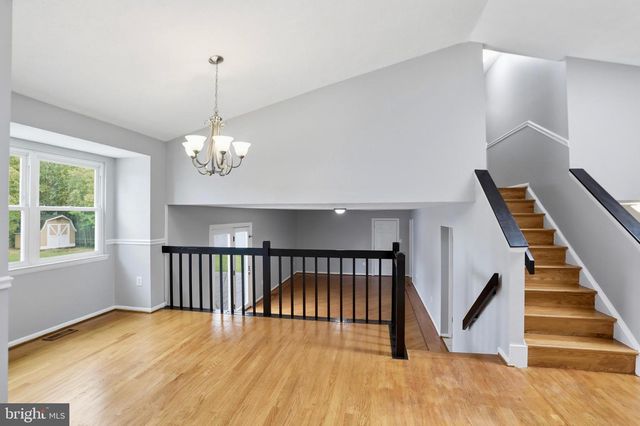 8487 KIRBY ST, Manassas, VA 20110