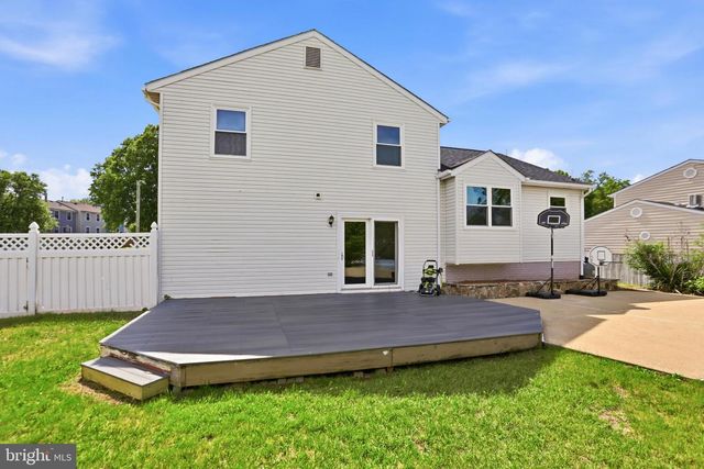 8487 KIRBY ST, Manassas, VA 20110