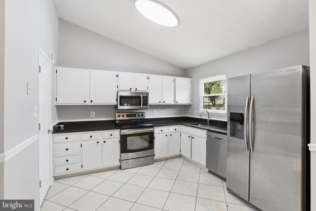 8487 KIRBY ST, Manassas, VA 20110