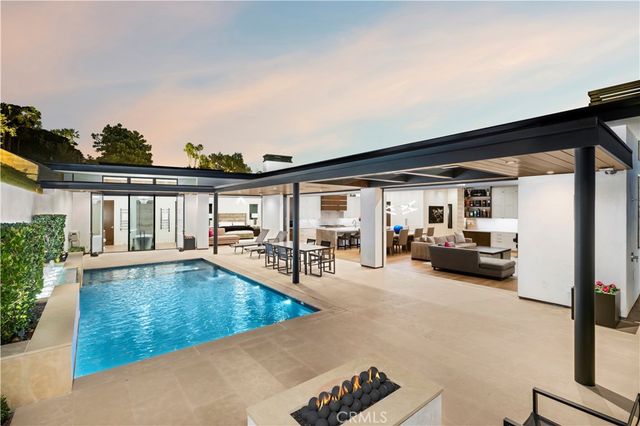 621 Malabar Drive, Corona Del Mar, CA 92625