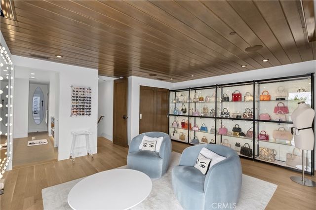 621 Malabar Drive, Corona Del Mar, CA 92625