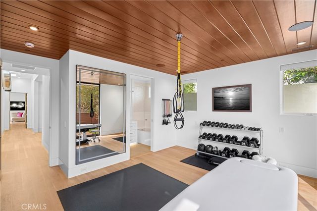 621 Malabar Drive, Corona Del Mar, CA 92625