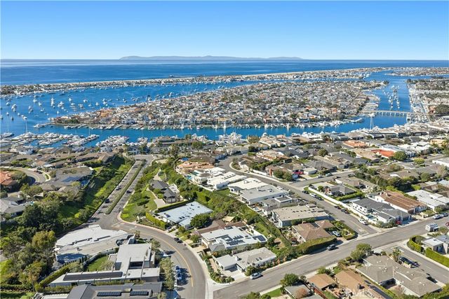 621 Malabar Drive, Corona Del Mar, CA 92625