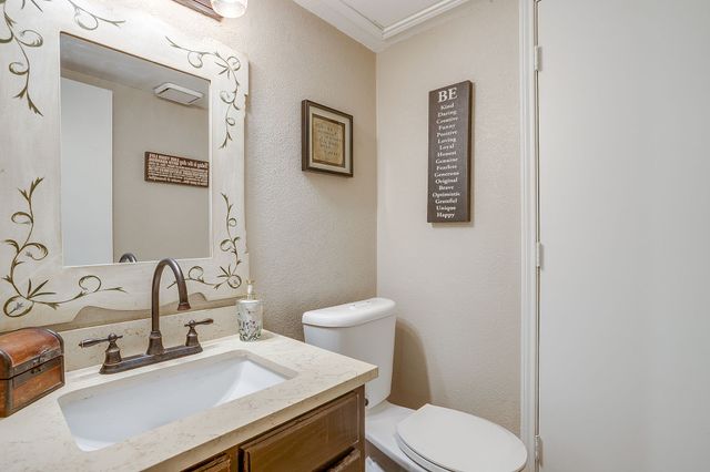 1430 Meadowood Village Drive, Fort Worth, TX 76120