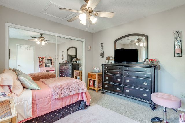 1430 Meadowood Village Drive, Fort Worth, TX 76120