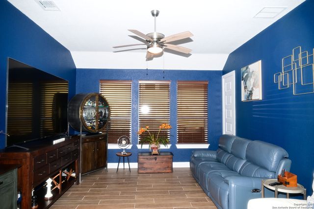 24822 RESORT PKWY, San Antonio, TX 78261