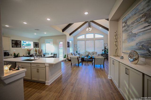 24822 RESORT PKWY, San Antonio, TX 78261