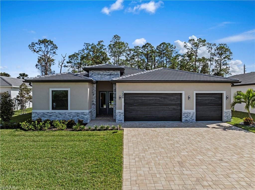 240 Allamanda WAY, NAPLES, FL 34114 — exterior