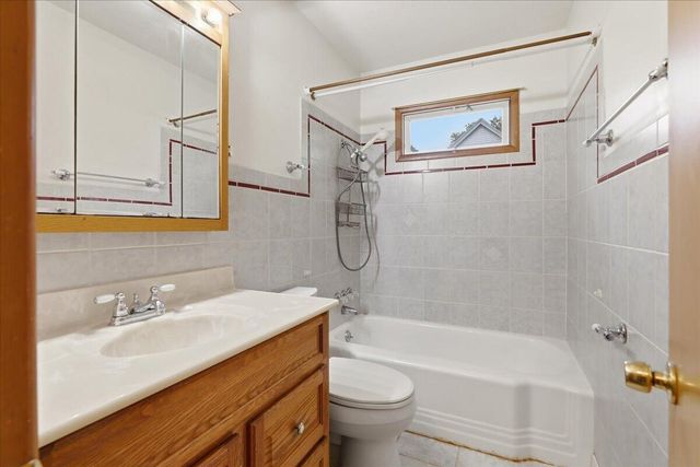 112 E 29TH Avenue, Council Bluffs, IA 51503