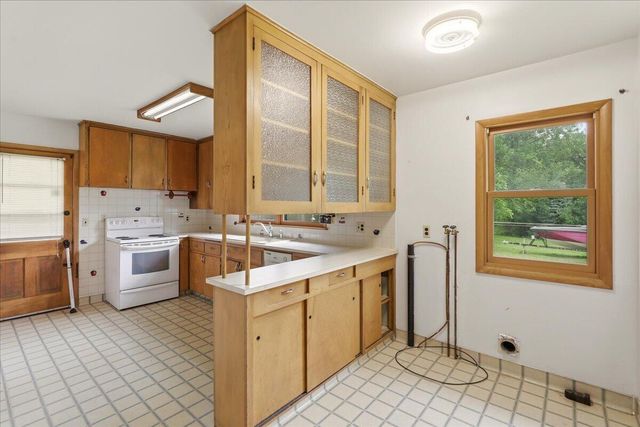 112 E 29TH Avenue, Council Bluffs, IA 51503