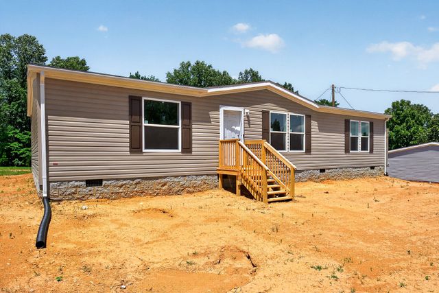 451 Salem Rd, Mcminnville, TN 37110