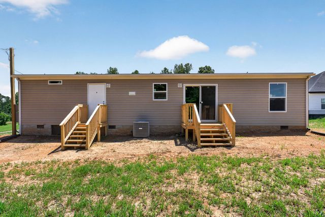 451 Salem Rd, Mcminnville, TN 37110