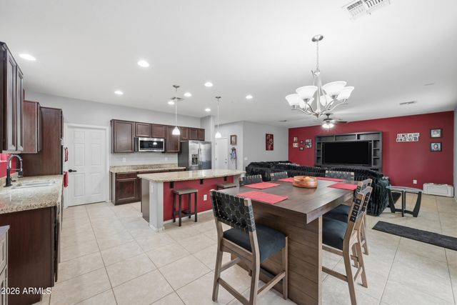 11959 W CHASE Lane, Avondale, AZ 85323