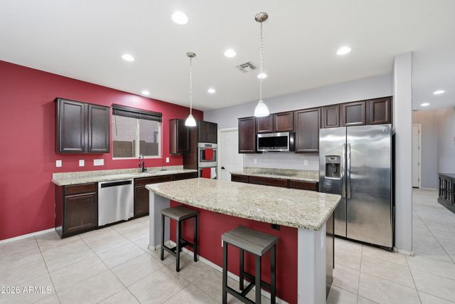 11959 W CHASE Lane, Avondale, AZ 85323