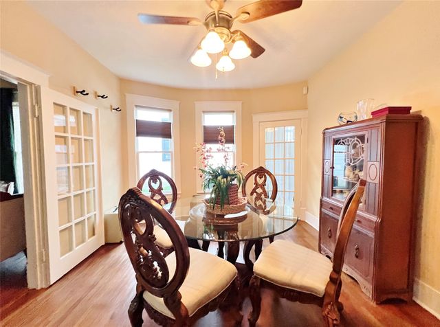 828 W 8th Street, Dallas, TX 75208