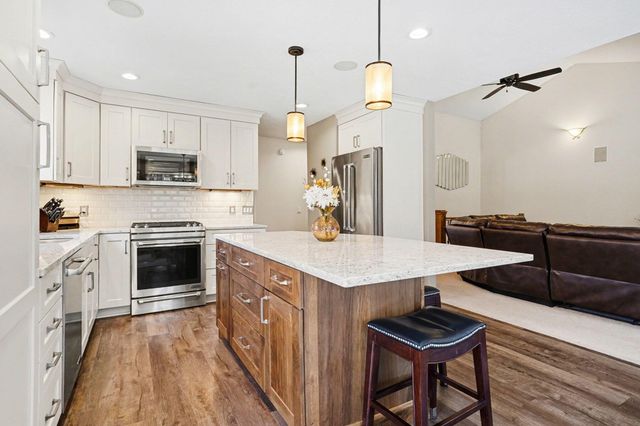 15418 Stoneridge Court, Spring Lake, MI 49456