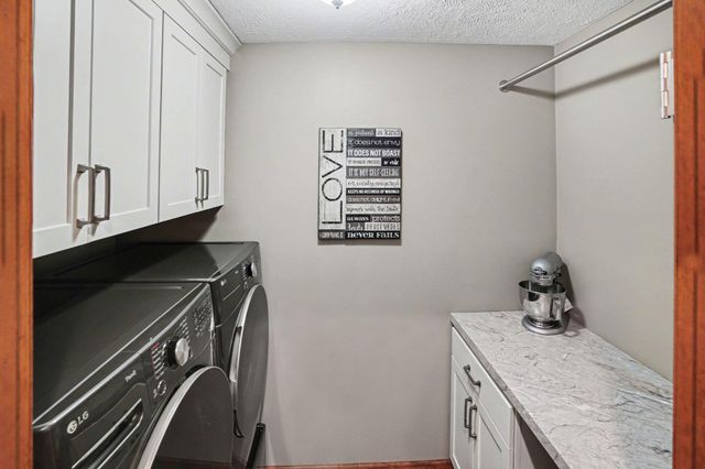 15418 Stoneridge Court, Spring Lake, MI 49456