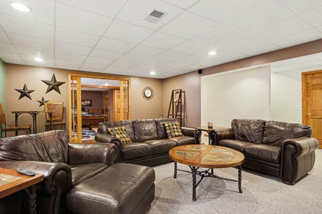 15418 Stoneridge Court, Spring Lake, MI 49456