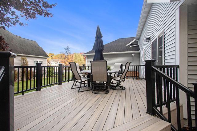 15418 Stoneridge Court, Spring Lake, MI 49456