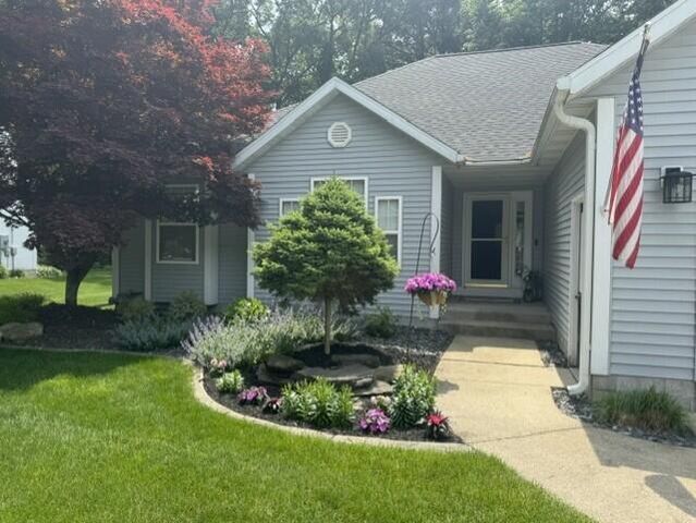 15418 Stoneridge Court, Spring Lake, MI 49456