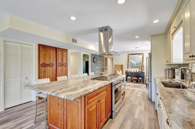 5446 Reynolds Road, Lake Worth, FL 33449