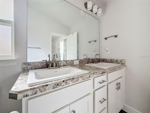 187 NW 45TH LOOP, Ocala, FL 34475