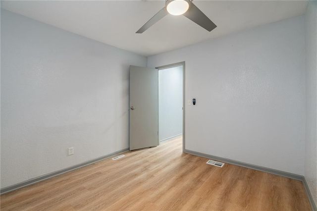 2400 S Crescent Avenue, Independence, MO 64052