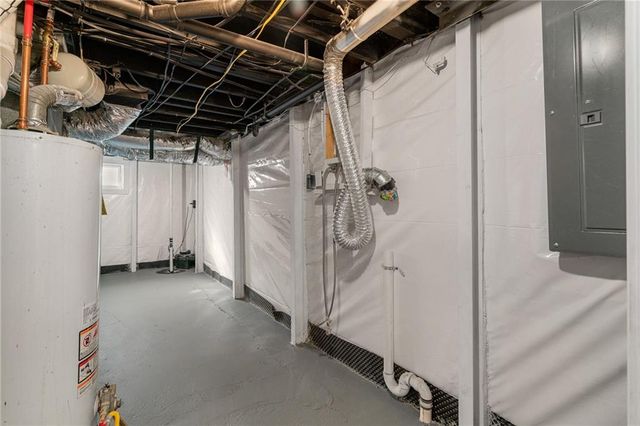 2400 S Crescent Avenue, Independence, MO 64052