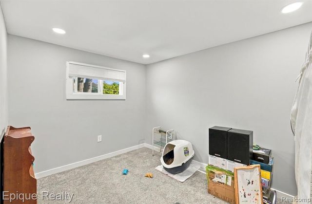 1318 Wells Street, Burton, MI 48529