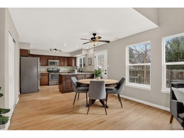 1554 S Carson St, Aurora, CO 80012