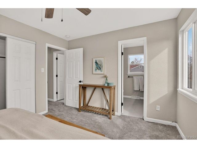 1554 S Carson St, Aurora, CO 80012