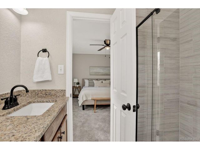 1554 S Carson St, Aurora, CO 80012