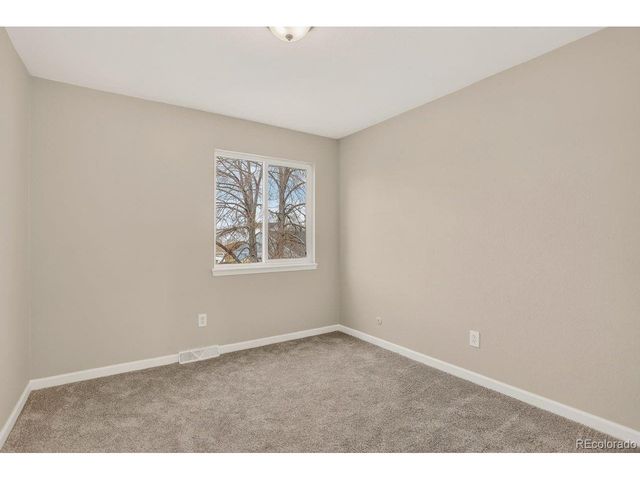 1554 S Carson St, Aurora, CO 80012