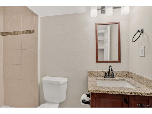 1554 S Carson St, Aurora, CO 80012