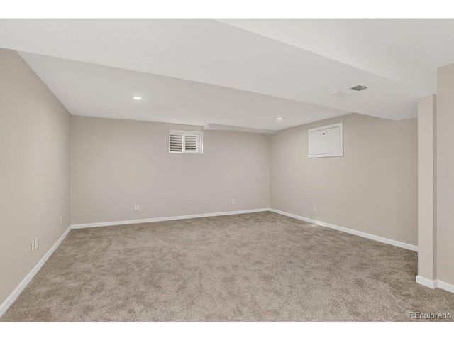 1554 S Carson St, Aurora, CO 80012