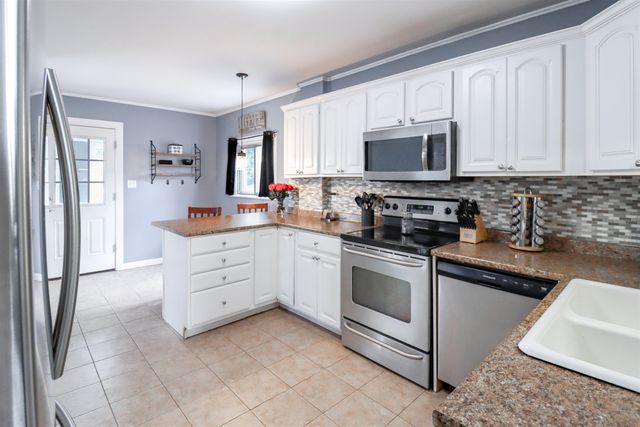136 Morgan Street, Manchester, NH 03102